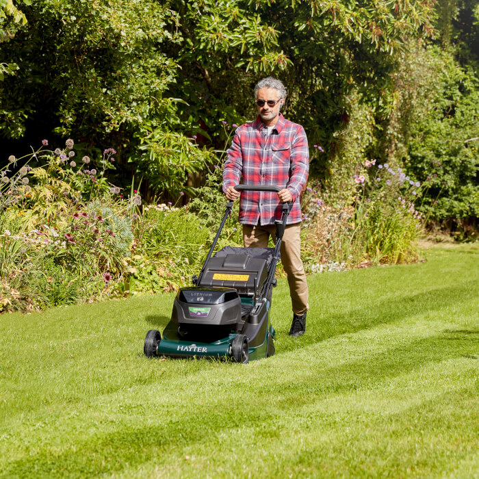 Hayter Harrier 56 Cordless Variable Speed Mower 60V - Image 2