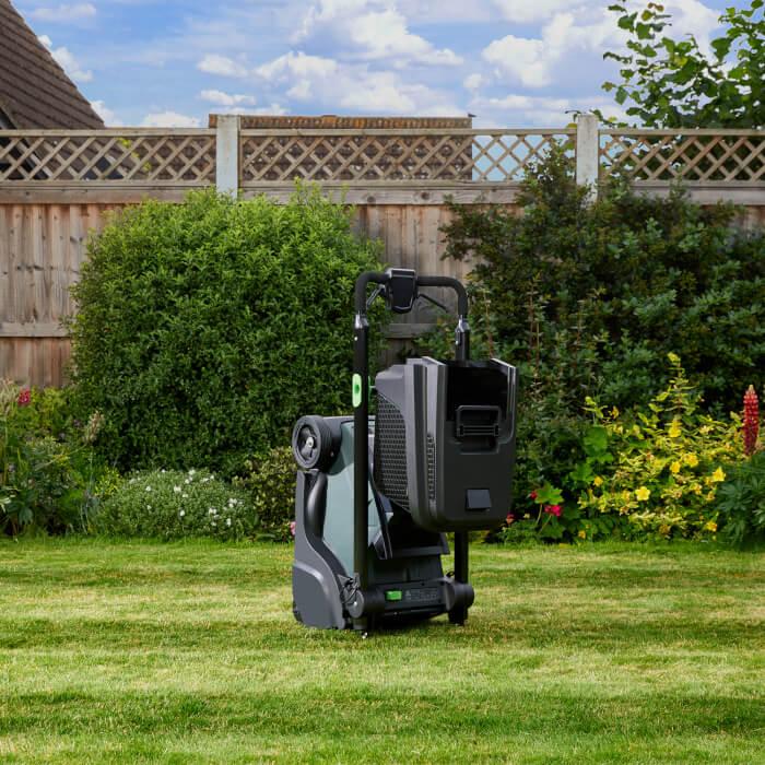 Hayter Hawk 36 Push 60V - Image 6