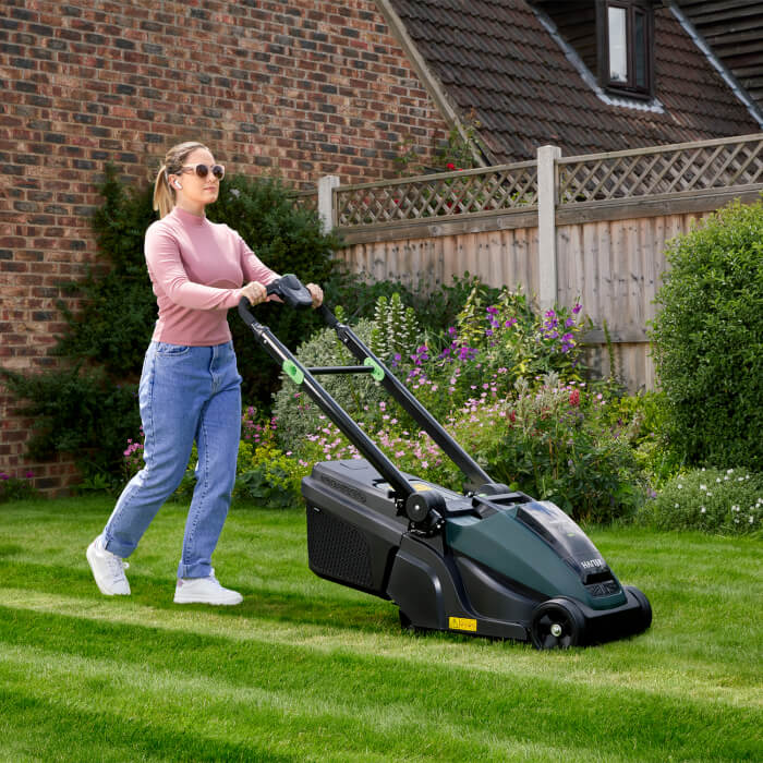 Hayter Hawk 36 Push 60V - Image 5